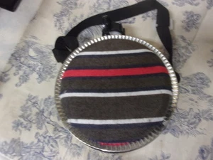 Round Fabric Covered Canteen - Picture 1 of 5