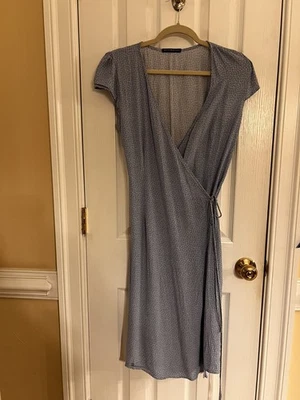 Vestido envolvente Brandy Melville Foto 1 de 4