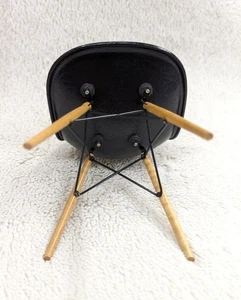 Vitra Eames D5W Miniature Dining Side Chair 1950 Design Museum Collection - Picture 1 of 4