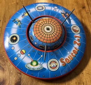 Schylling FLYING SAUCER Z-1 Friction UFO Toy 1998 Limited Edition Series - Picture 1 of 2