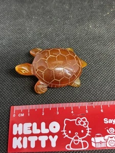 Amber Tortoise Pendant Brooch Item Curios Piece Antique Vintage Jewellery 1r - Picture 1 of 2
