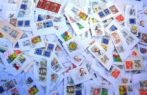 SLOVAKIA COMMEMORATIVES mixture / kiloware on paper. 1 oz. (28 grams) - Picture 1 of 1