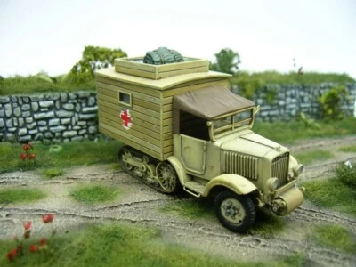 UNIC P107 ambulance allemande front de l'est , kit résine1:72 ALBY