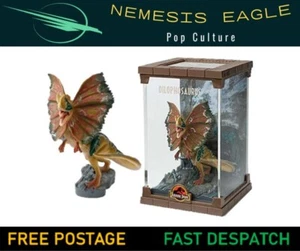 JURASSIC PARK CREATURE DILOPHOSAURUS DINOSAUR DIORAMA BRAND NEW IN BOX - Picture 1 of 4