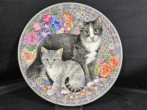 1992 Sue Scullard/Royal Worcester Purrfect Friends/Shilling & Sixpence, New/Mint - Picture 1 of 6