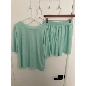Women's Striped Shorts and T-Shirt 2-Piece Pajama Set, Green, Large - Picture 1 of 3