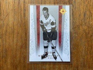 Gordie Howe2006-07 Ultimate Collection 695/699 Base Card NM Condition 