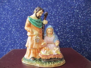 3209  NATIVITY  ~  BEJEWELED ENAMEL TRINKET BOX  - Picture 1 of 8