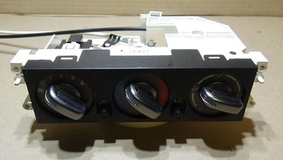 2005-2006 Nissan Xtrail AC Heater Climate Control Switch - Image 1 of 4