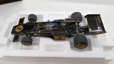 Minicar AUTOart 1/18 Team Lotus Type 72E 1973 Foto 1 de 4