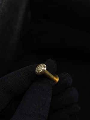 Mekugi decorativo japonés tipo Oda Mon para wakziashi y tanto Y029 Foto 1 de 4