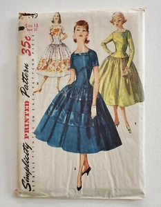 Uncut Vtg 50s FIT FLAIR WIDE SKIRT DRESS Simplicity 1449 CIRCLE SWEEP Sz 13 - Picture 1 of 2