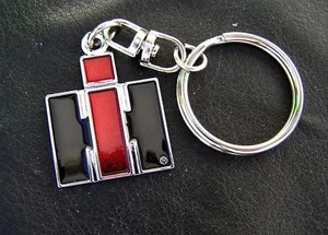 INTERNATIONAL KEY CHAIN *New & Unique* Keyring Inter Truck Scout Key Ring IH - Picture 1 of 2