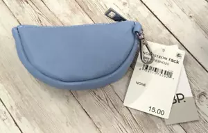 Nordstrom BP Halbmond Beutel blau Geldbörse Taschenanhänger 5" klein Neu mit Etikett - Bild 1 von 6