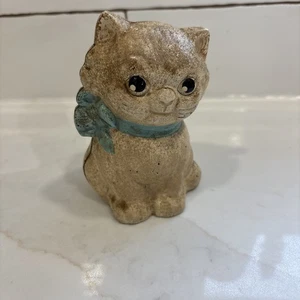 Vintage Hubley Cast Iron Cat Coin Bank 1930s White Kitten Blue Bow - Picture 1 of 9