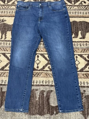 Men’s Lucky brand jeans 410 Athletic Straight W 38 L 32 - Image 1 of 4