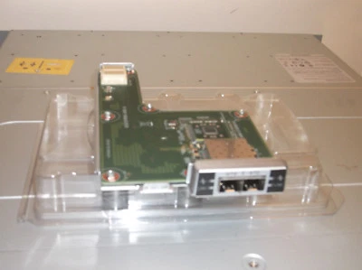 Tarjeta intermedia NetApp X1160A-R6 111-00810 2 puertos 10 GB FC para FAS2240-2 FAS2240-4 Foto 1 de 3