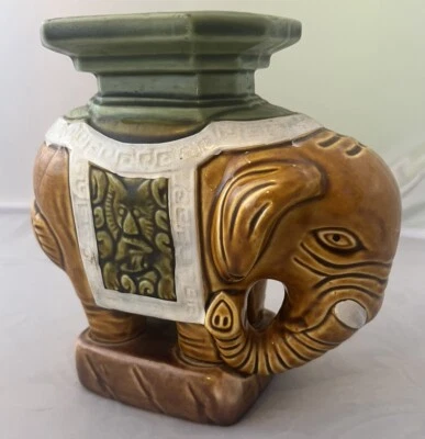 Taburete de jardín elefante de cerámica mayólica vintage mini estatua Enesco Japón Foto 1 de 4