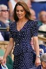 Prinzessin Kate Middleton elegantes kurzärmeliges Rüschen Saum gepunkteter Druck Midi-Kleid
