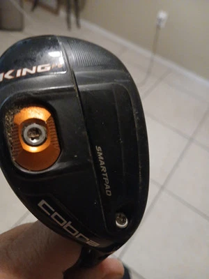 Cobra King F6 Negro 3-4 Híbrido Matriz Rígida Rojo Corbata Grafito Derecha Foto 1 de 4