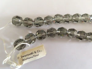 Strand of 24 Swarovski Round Crystal Beads 10mm Black Diam. #5000 - Picture 1 of 1