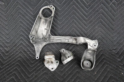 2017 SKIDOO SUMMIT 850 E-TEC, MOTOR ENGINE MOUNTS BRACE SB23 - Image 1 of 4