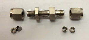 Panel Mount Stainless Steel Tubing/Pipe Connector for Chromatography, 3 mm OD - Picture 1 of 2