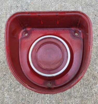 Chevrolet Impala 1968, Biscayne, lente de luz trasera Belair Foto 1 de 4