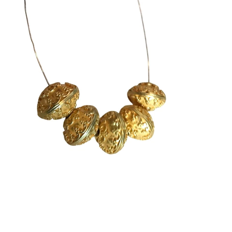 Cuentas decorativas chapadas en oro de 24K # 5 - 1/2 pulgada filigrana redonda para hacer joyas Foto 1 de 4