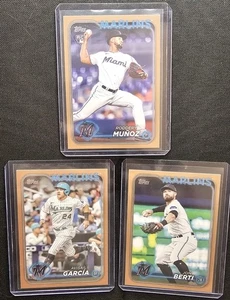 2024 TOPPS GOLD /2024 MARLINS 3 CARD LOT: García, Muñoz, Berti - Bild 1 von 2