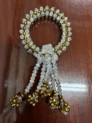 Cristal Dorado y Blanco Flores Artificiales Corona Tailandesa Belleza Decoración del Hogar Foto 1 de 4