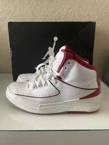 Size 9.5 - Jordan 2 Retro Chicago Home 2014 - Picture 1 of 8