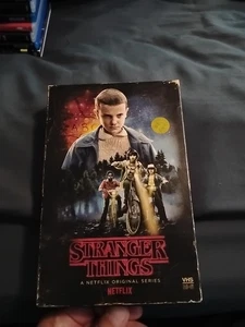 Blu Ray DVD: Stranger Things: Season One: - Picture 1 of 7