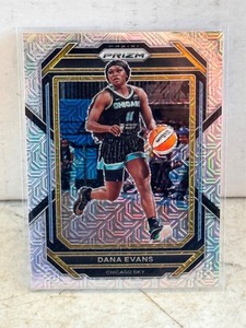 2023 Prizm WNBA Mojo Prizm SSP #59 Dana Evans /25 - Chicago Sky