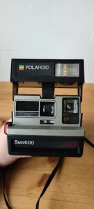 Cámara Polaroid Sun 600 LMS - Cámara instantánea vintage - sin probar. Prop/Decoración - Imagen 1 de 10
