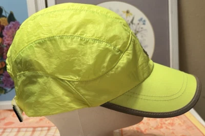 Pearl Izumi Bright Yellow Barrier Lite Reflective Running Cycling Cap Hat Sz L - Image 1 of 4