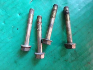 Kawasaki Mojave KLF 110 1987 1988 KLF110 handlebar mount bolts - Foto 1 di 1