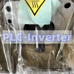 NEW FANUC AC SERVO MOTOR A06B-0075-B107  free shipping - Picture 1 of 11