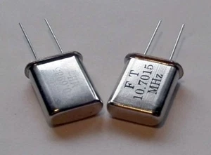 Carrier Crystals 10.7MHz LSB y USB, 10.6985 y 10.7015mhz, modo paralelo 20pF. - Imagen 1 de 1