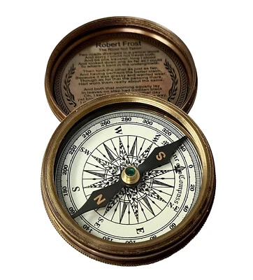 Brújula de tránsito de bolsillo náutica de latón poema Robert Frost latón vintage hecha a mano Foto 1 de 4