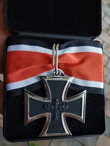 BRD Version Ritterkreuz - Bild 1 von 3