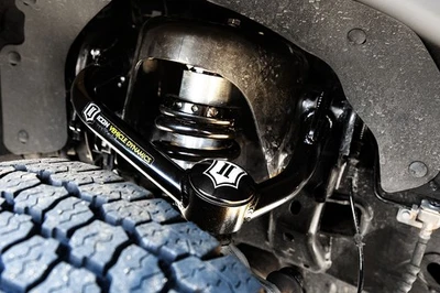 Brazos de control superiores tubulares delanteros ICON 2021-2024 Ford F-150 con Delta Joint Pro Foto 1 de 4