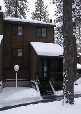 Club Tahoe Incline Village NV 2 dormitorios + loft para 6 Año Nuevo 27 de diciembre al 3 de enero Foto 1 de 3