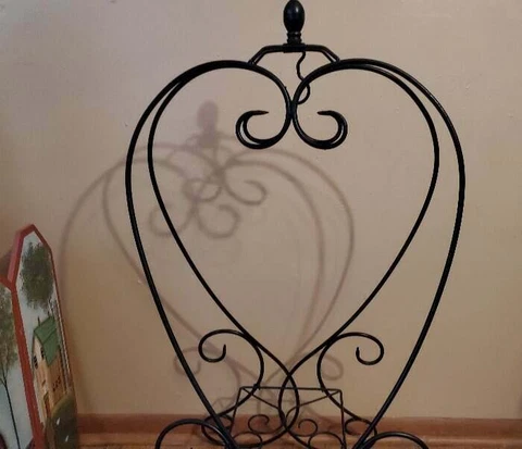 Vintage Cast Aluminum Plant Stand Fern Stand Black Heart Shaped Cover