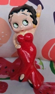 Vintage 1995 Vandor Betty Boop Red Dress 5.25" Ceramic Figurine - Picture 1 of 5