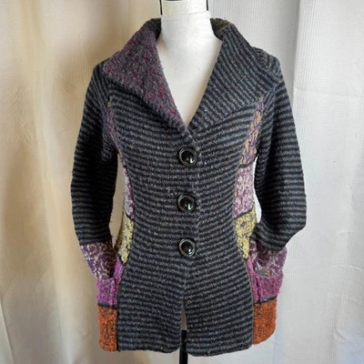 Cárdigan pequeño Anthropology Curio tejido retazos mezcla de lana Boho Lagenlook Foto 1 de 4