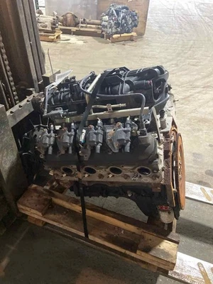 Used Engine Complete Assembly fits: 2012 Chevrolet Express 2500 van 4.8L VIN F 8 - Image 1 of 4