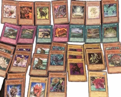 Ultimate Tyranno + 30 Dinosaur Yu-Gi-Oh! Deck + Jurassic World Spell Trap Cards - Image 1 of 4