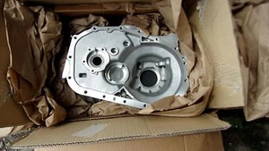 2004-2006 HYUNDAI TUCSON CLUTCH HOUSING # 43115-39401 FREE SHIPPING - Picture 1 of 12