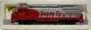 Bachmann USA 0730 HO Scale Chrome GE U33B 350 Diesel Santa Fe - Picture 1 of 11